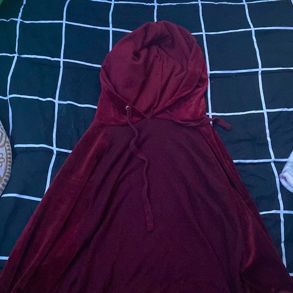 Burgundy light weight sweatshirt